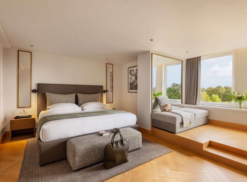The newly refurbished Park Suites at Royal Garden Hotel offer enormous room size, a lavish king bed, comfortable sofa area and a beautiful view of Kensington Gardens.