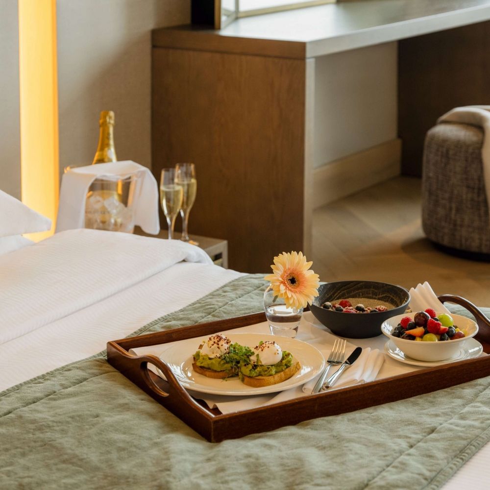 24-hour in-room dining is available at Royal Garden Hotel.